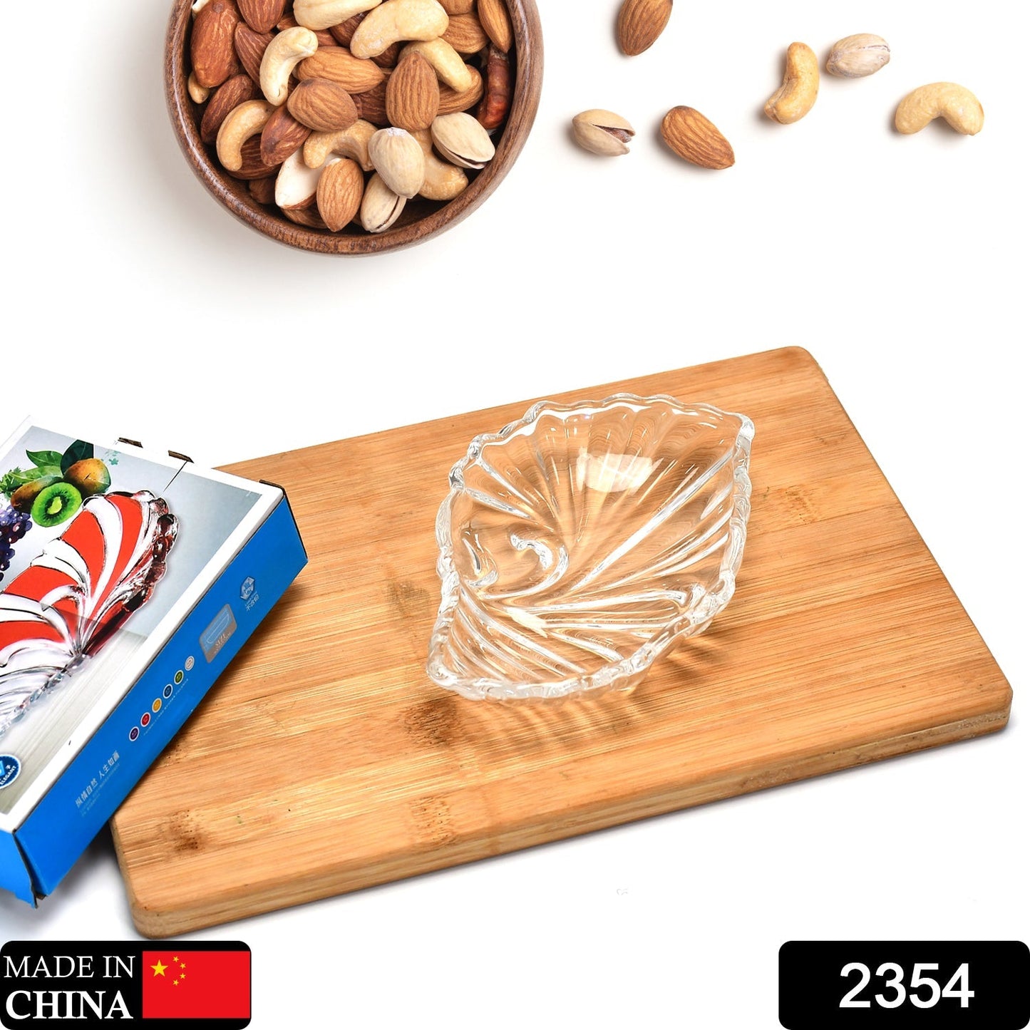 Glass tray for snacks and mukhwaas