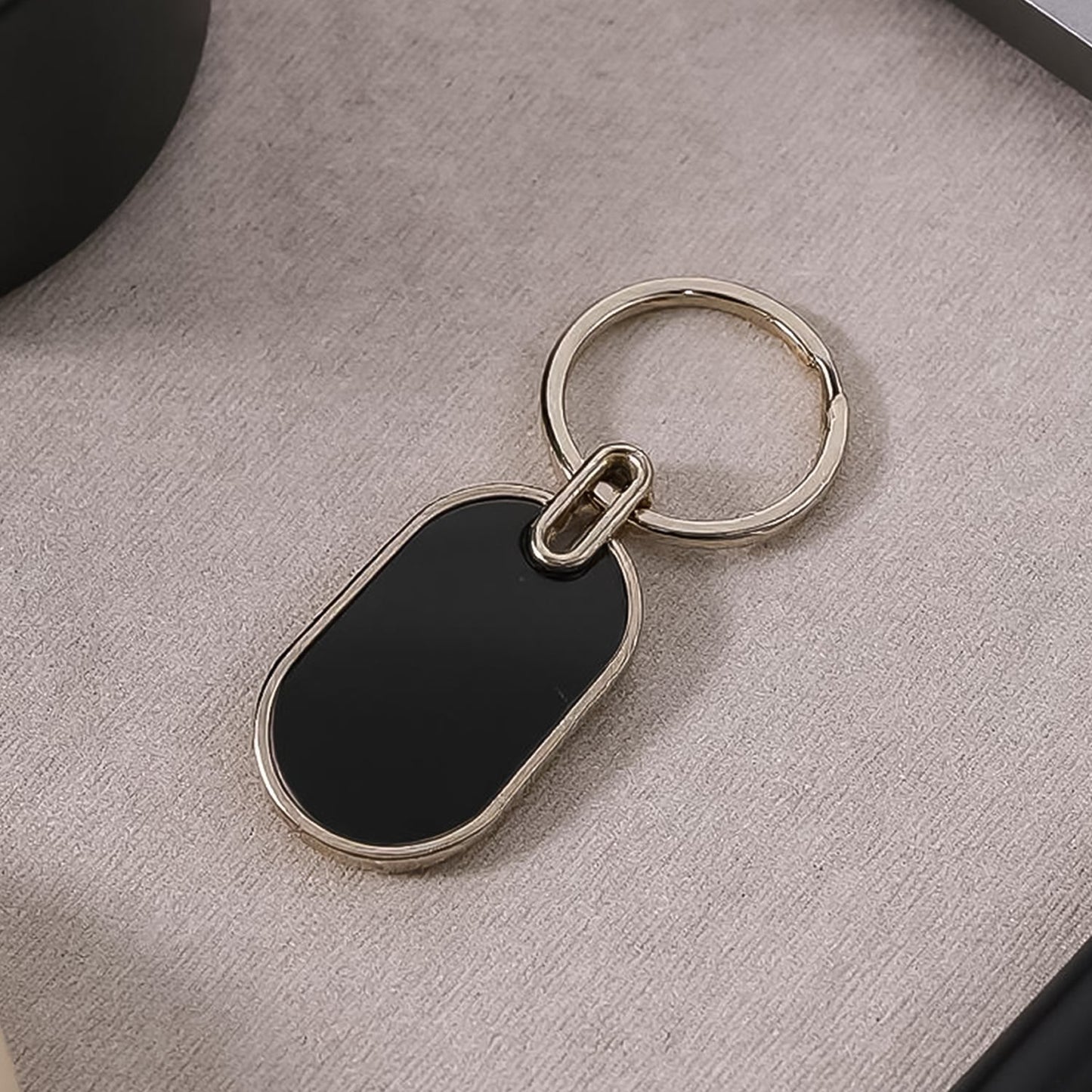 Customized / Personalized Elegant Black & Silver Oval Metal Keychain (1 Pc)