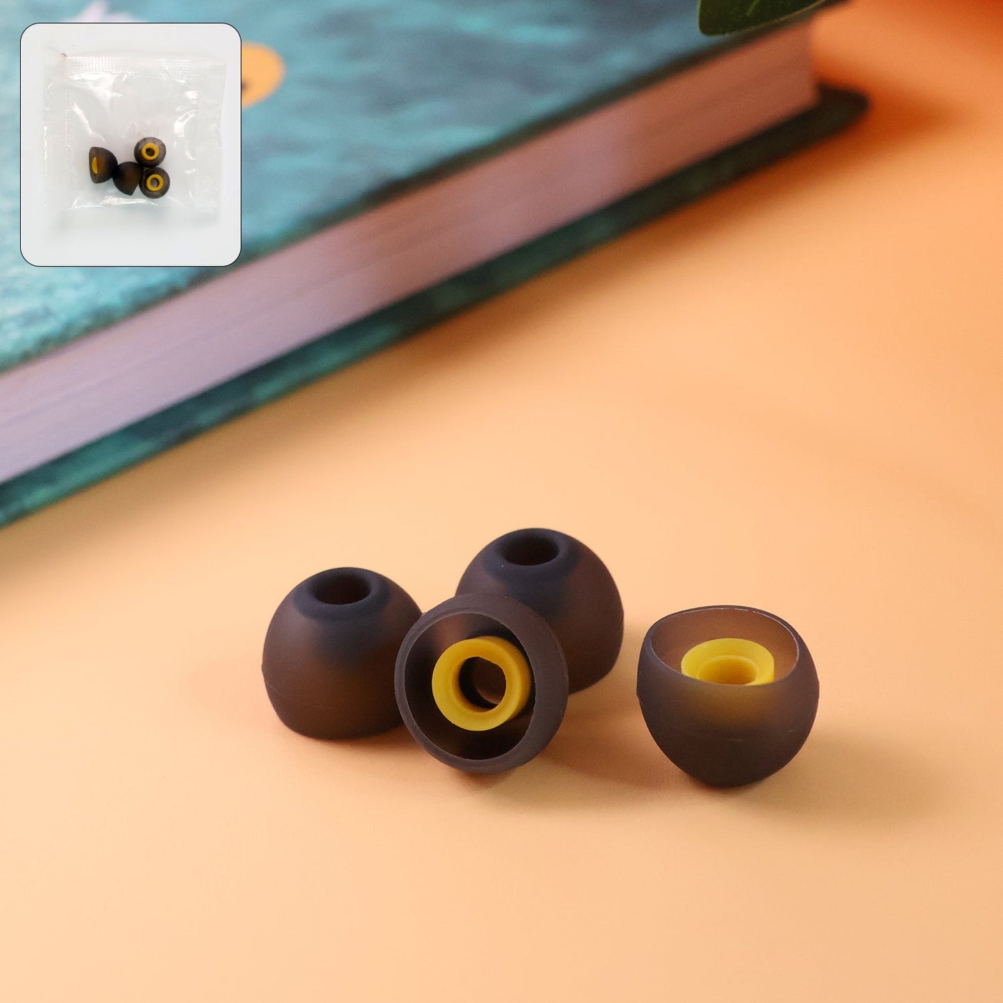 Premium Silicone Earbud Tips - (4 Pc / Set)