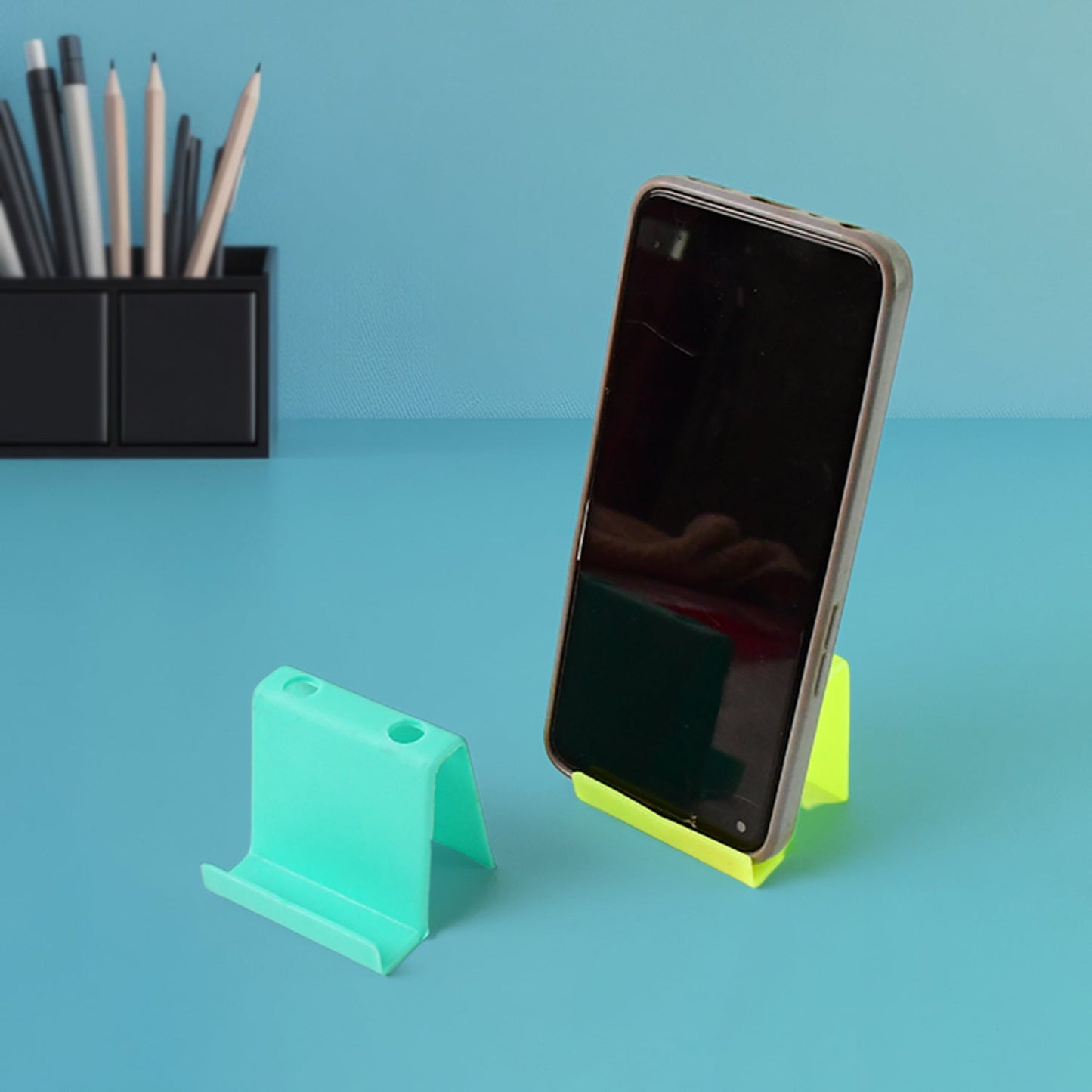 Custom Plastic Mobile Stand for Table