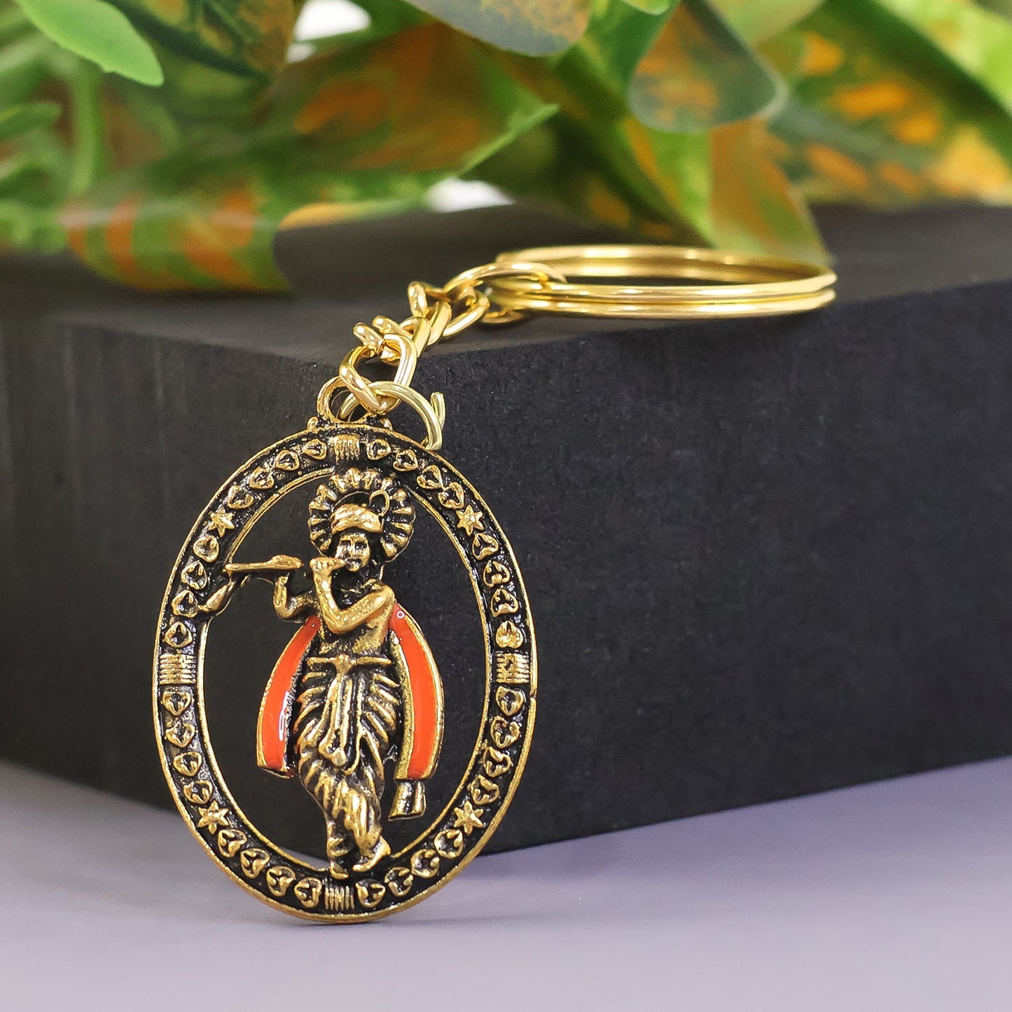 Metal Traditional Decorative Lord Krishna Keychain (1 Pc)