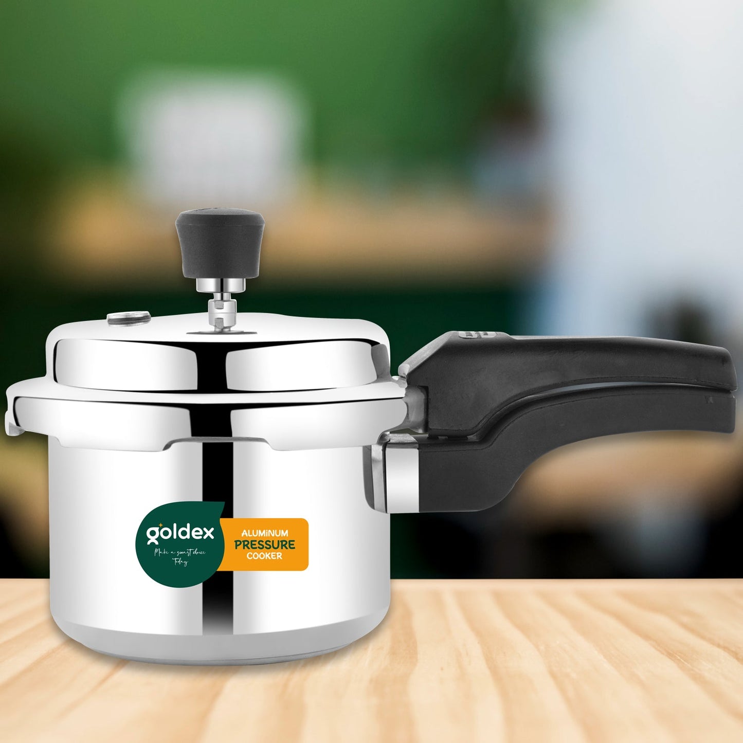 Aluminium Classic Goldex Pressure Cookers With Outer Lid (2 Litres / 5-Year warranty, ISI Number :- 2347, BIS Number :- CM/L -7600164310