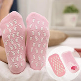 Silicone moisturizing gel socks