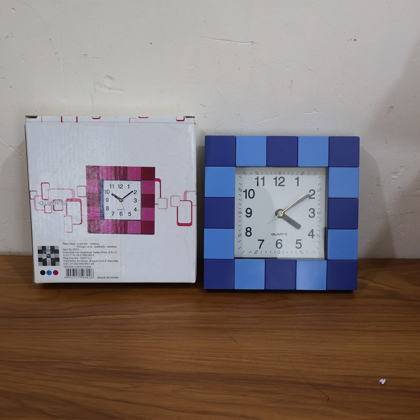Square Quartz Table Clock - (1 Pc)