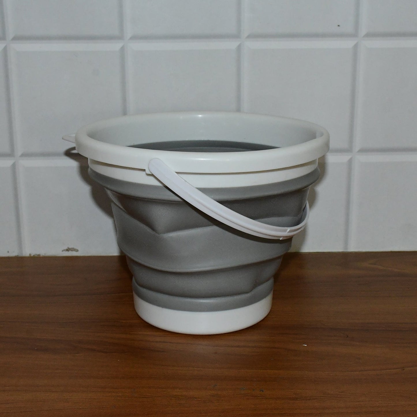 Collapsible Folding Bucket for Cleaning, Car Wash, Gardening & Travel (1 Pc / 23x16 Cm)