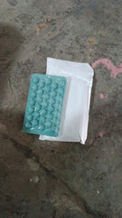 Plastic Round Reusable Ice Cube Ice Ball Mold / Lolli Candy Maker 33 Moulds (16.5×10 Cm / 1 Pc)