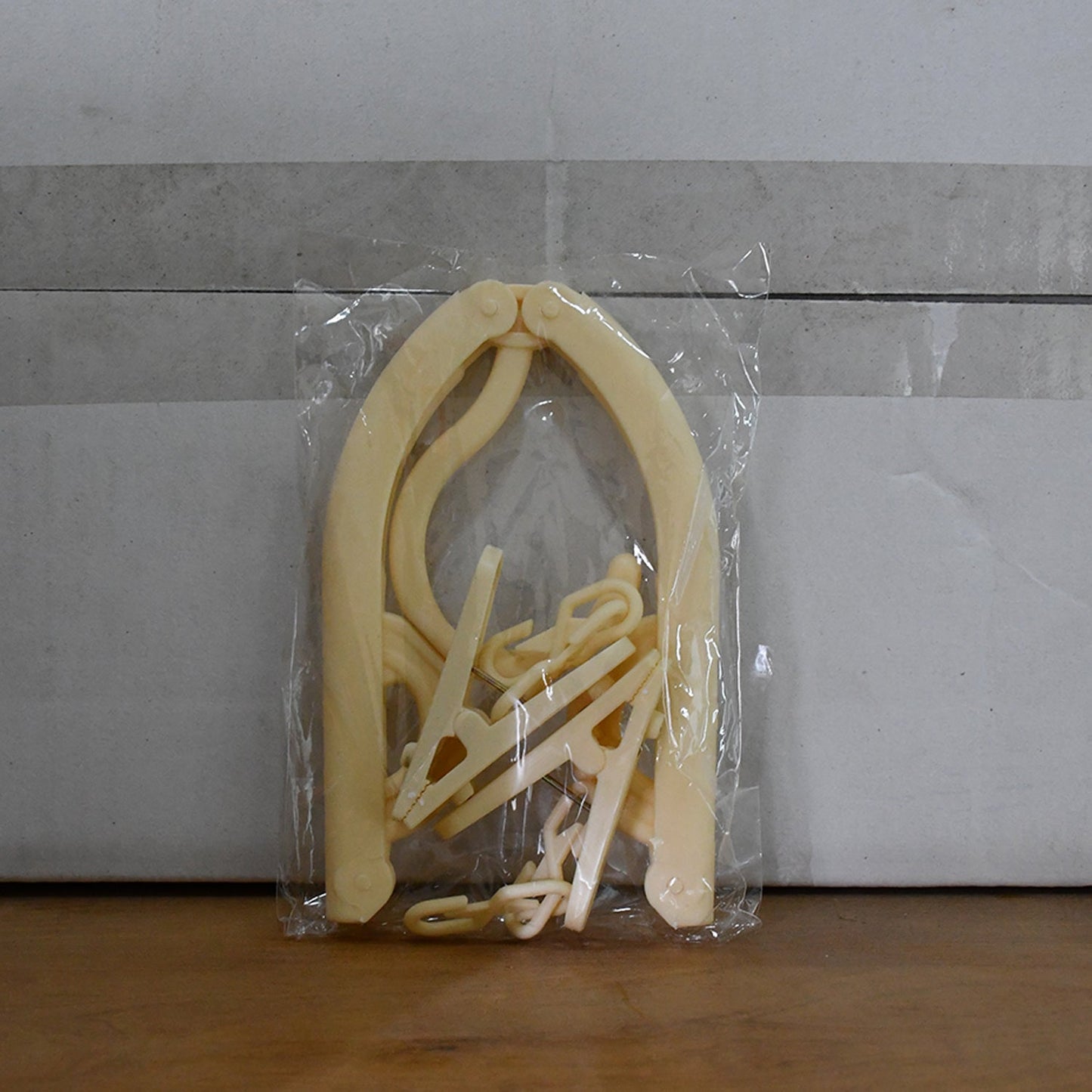 Multipurpose Foldable Cloth Hanger with Dual Clips (1 Pc)