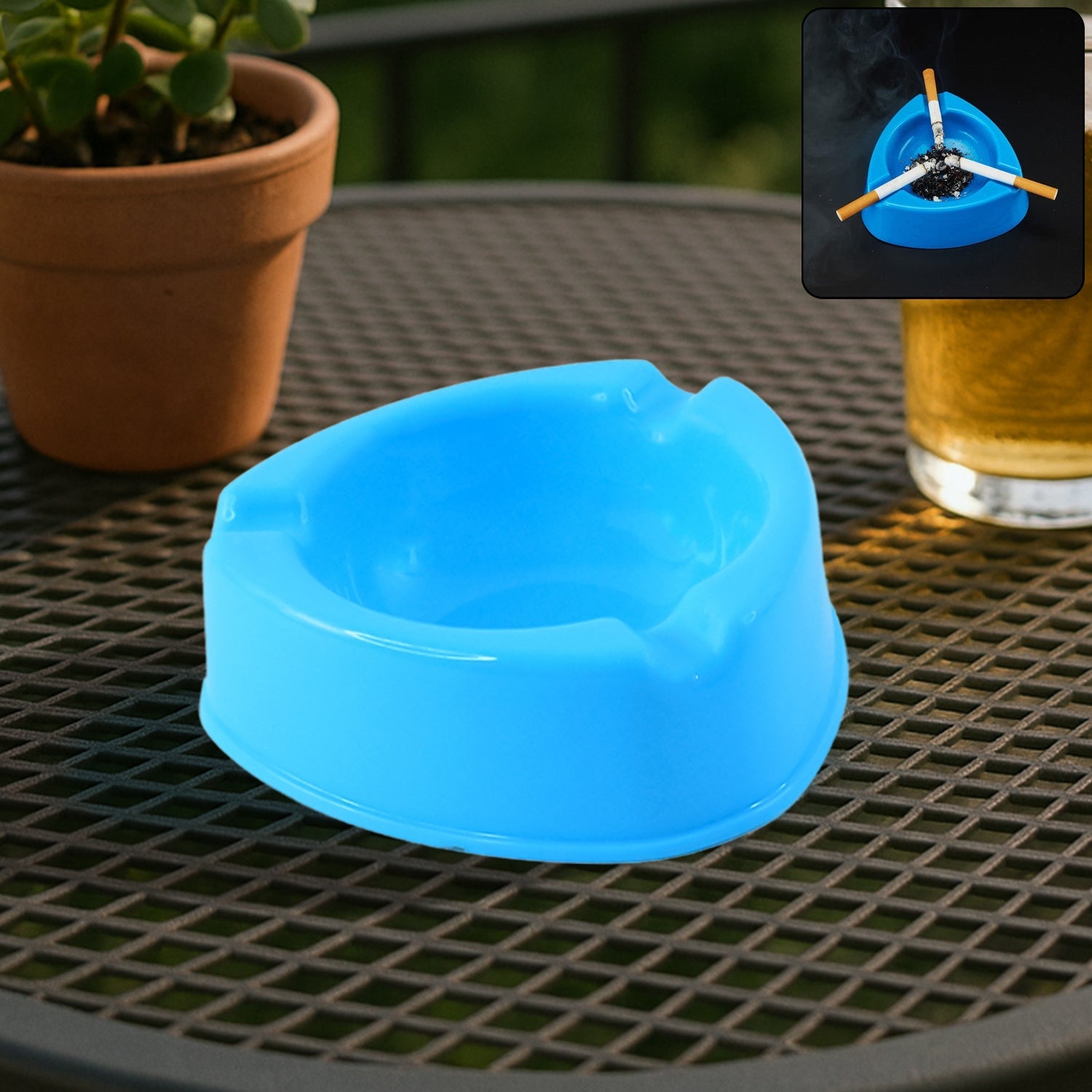 Heavy Duty Plastic Ashtray (mix color & 1 Pc)