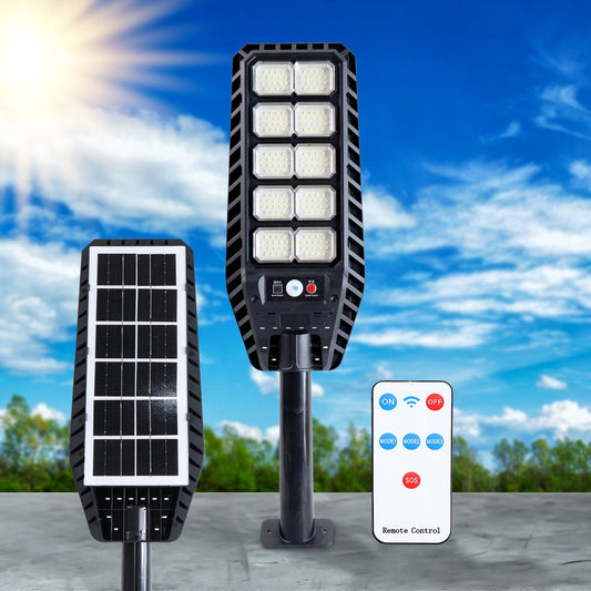 High-Powered Solar LED Street Light 