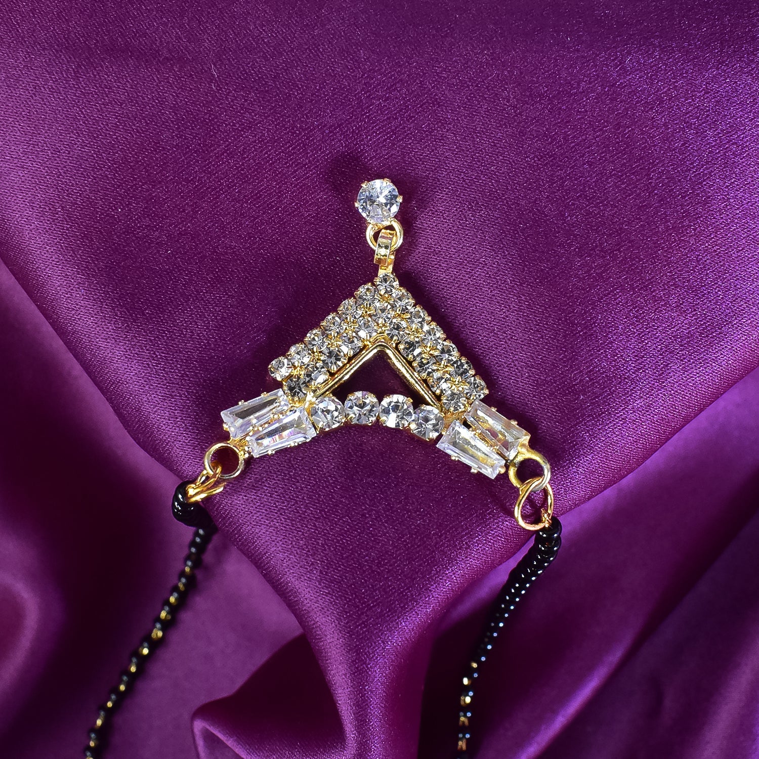 Stylish Gold-Plated Mangalsutra for Women (Single Line, Diamond Beads)