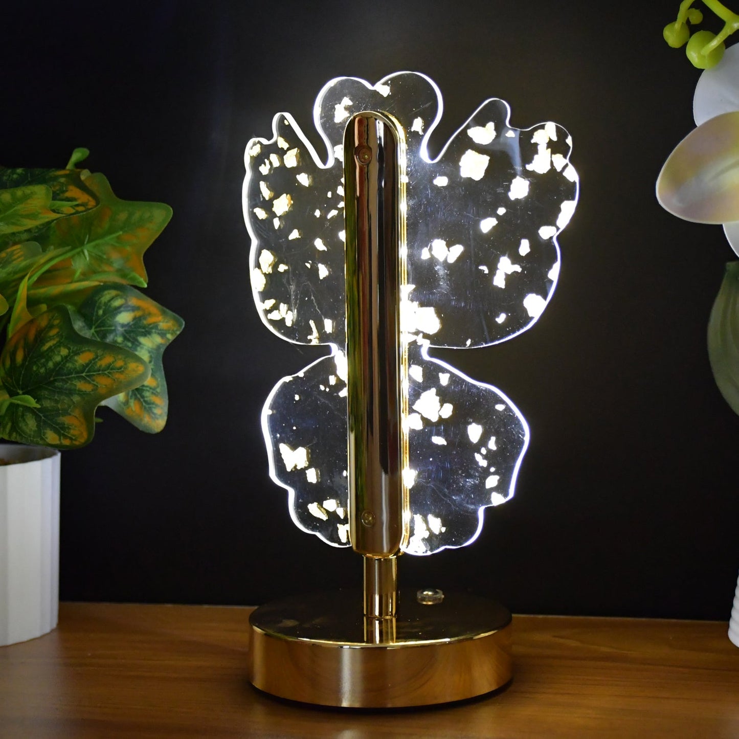 Luxury Golden Crystal LED Table Lamp (1 Pc)