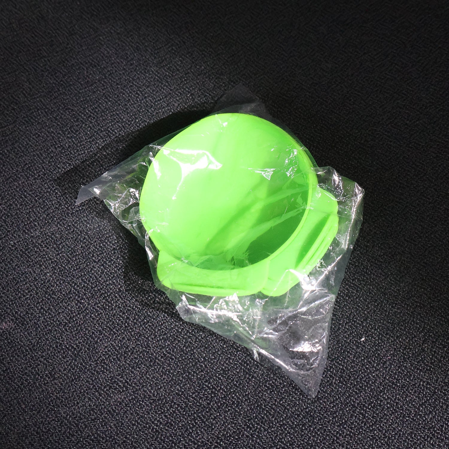 Idli Maker Cups (4 Pcs) â€“ Food-Grade Silicone Non-Stick Idli/ Dhokla/ Egg Poacher Moulds