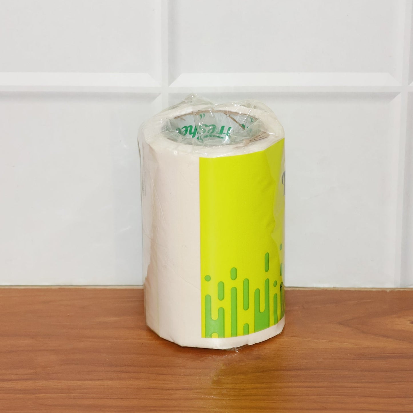 Freshee Ultra-Soft 2-Ply Toilet Roll â€” 120  Sheets Per Roll (10x10 Cm)