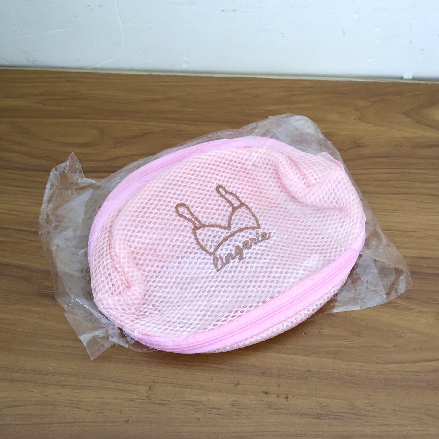 Lingerie Wash Bag â€“ Dome-Shaped Protective Mesh Laundry Pouch (1 Pc)
