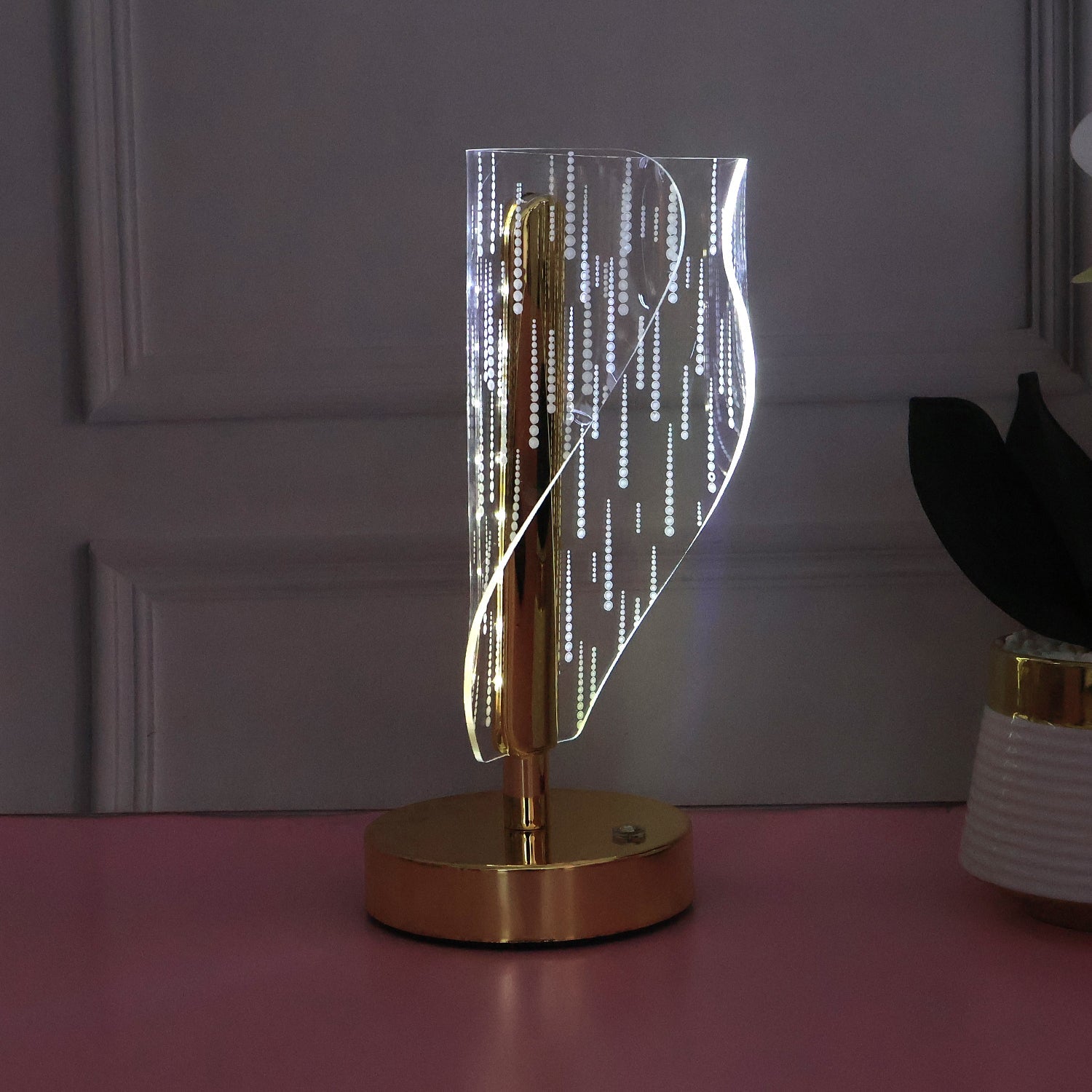 Modern Crystal Lamp