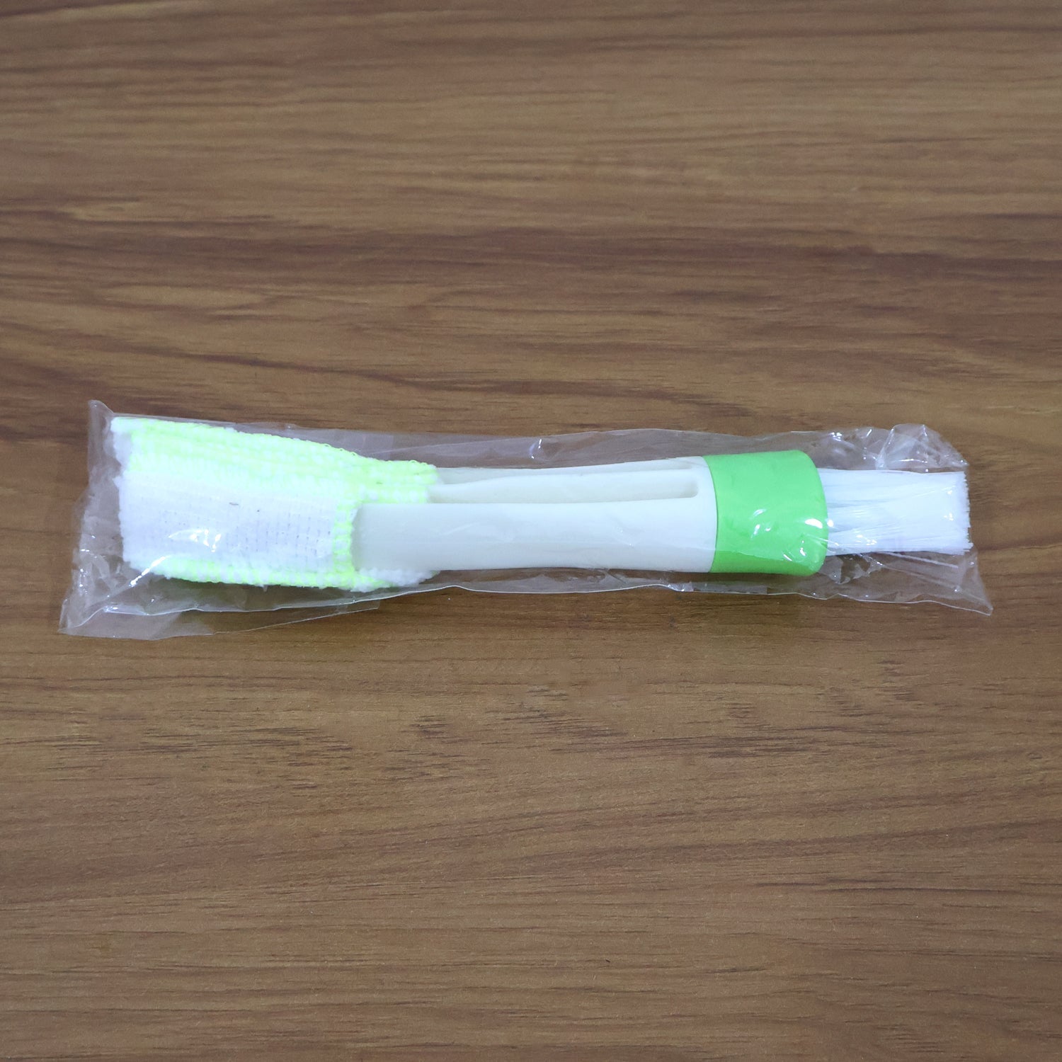 3-in-1 Blind, AC Vent & Keyboard Gap Cleaner