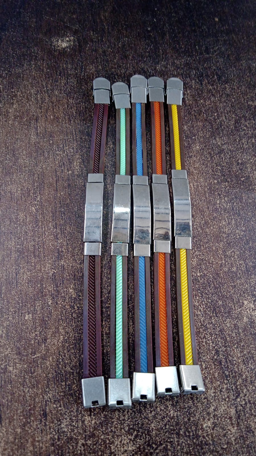 Customized Multicolor Plastic & Stainless Steel Bracelet (Mix Color / 1 Pc)