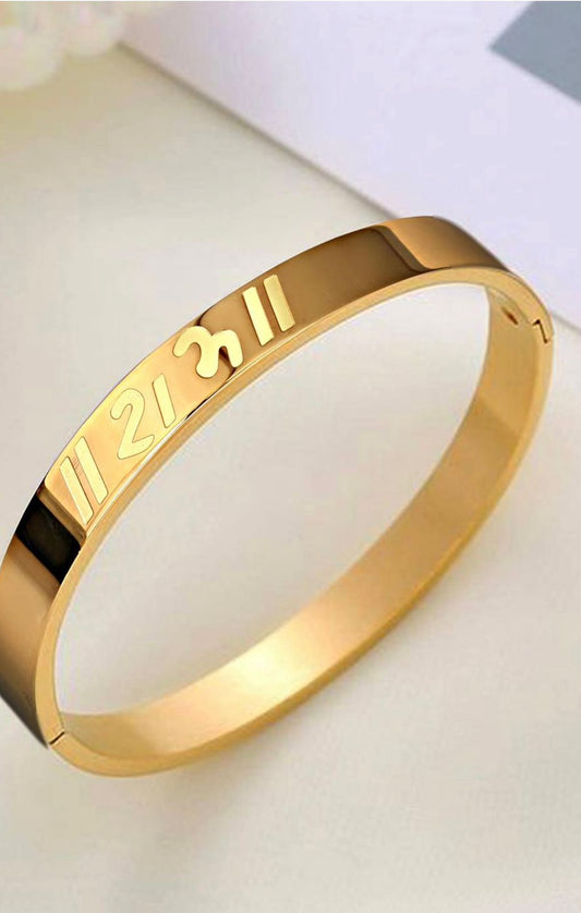 Golden Shree Ram written Kada, Anti-tarnish Bracelet, Skin friendly