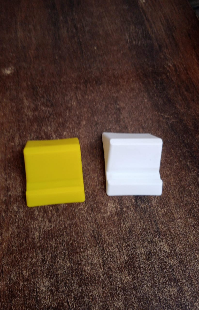 Customized Phone Holder for Table