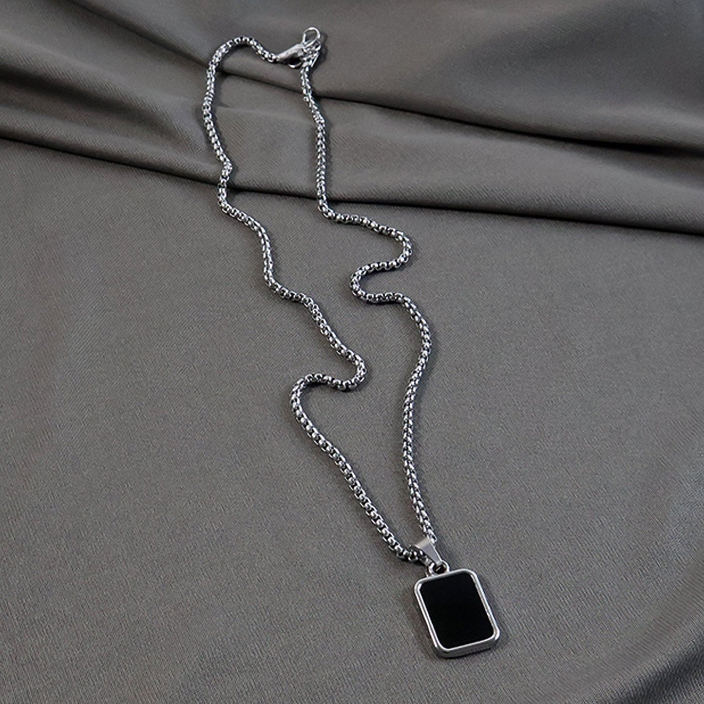 Menâ€™s Chain