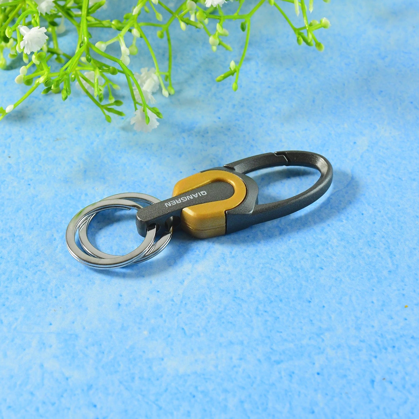 Premium Metal Keychain Carabiner Clip Hook with Dual Key Rings (1 Pc)