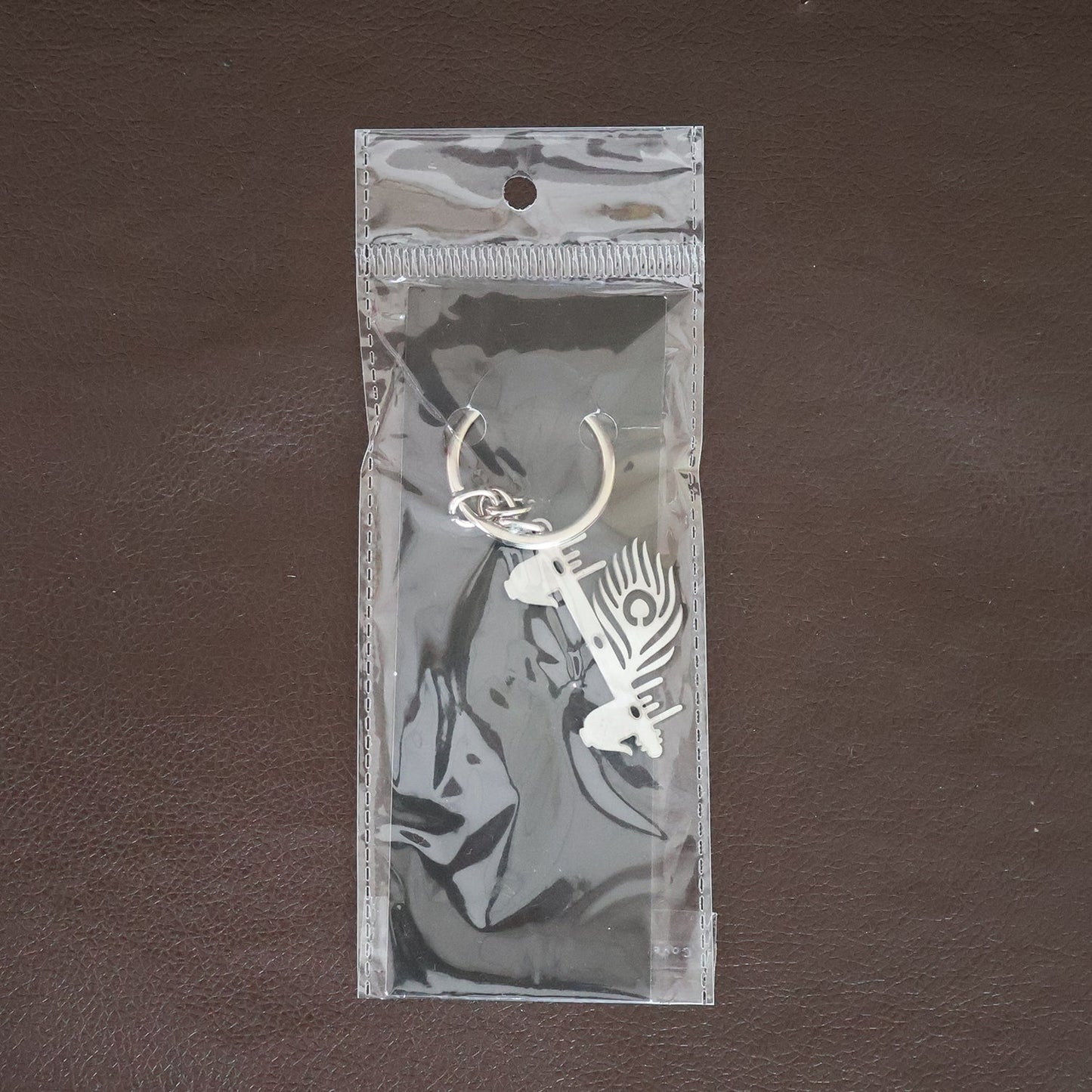Krishna Flute & Peacock Feather Metal Keychain - (1 Pc)