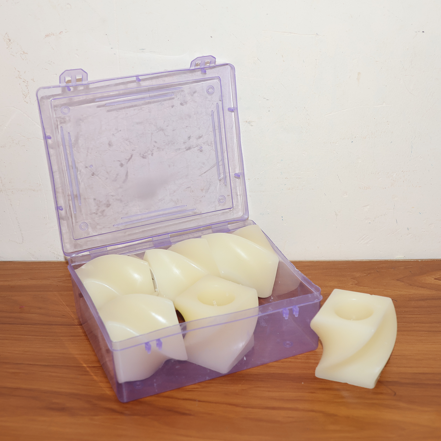 Set of 6 LED Flameless Decorative Candles â€“ Square Shape Tealight Lamps