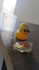 Beautiful Duck Car Ornaments Duck Bicycle Bell with Propeller Helmet (1 Pc / Mix Design)