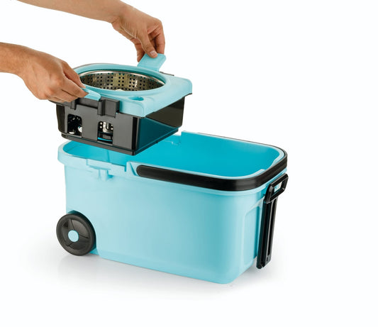 360Â° Spin Mop with Super Absorbent Microfiber Heads (1 Set)