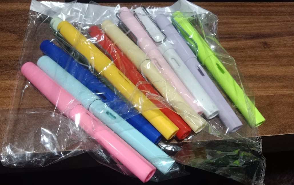 2-in-1 Everlasting Magic Pencil with Replaceable Eraser â€“ Inkless, Reusable, Portable (1 Pc / Mix Color)